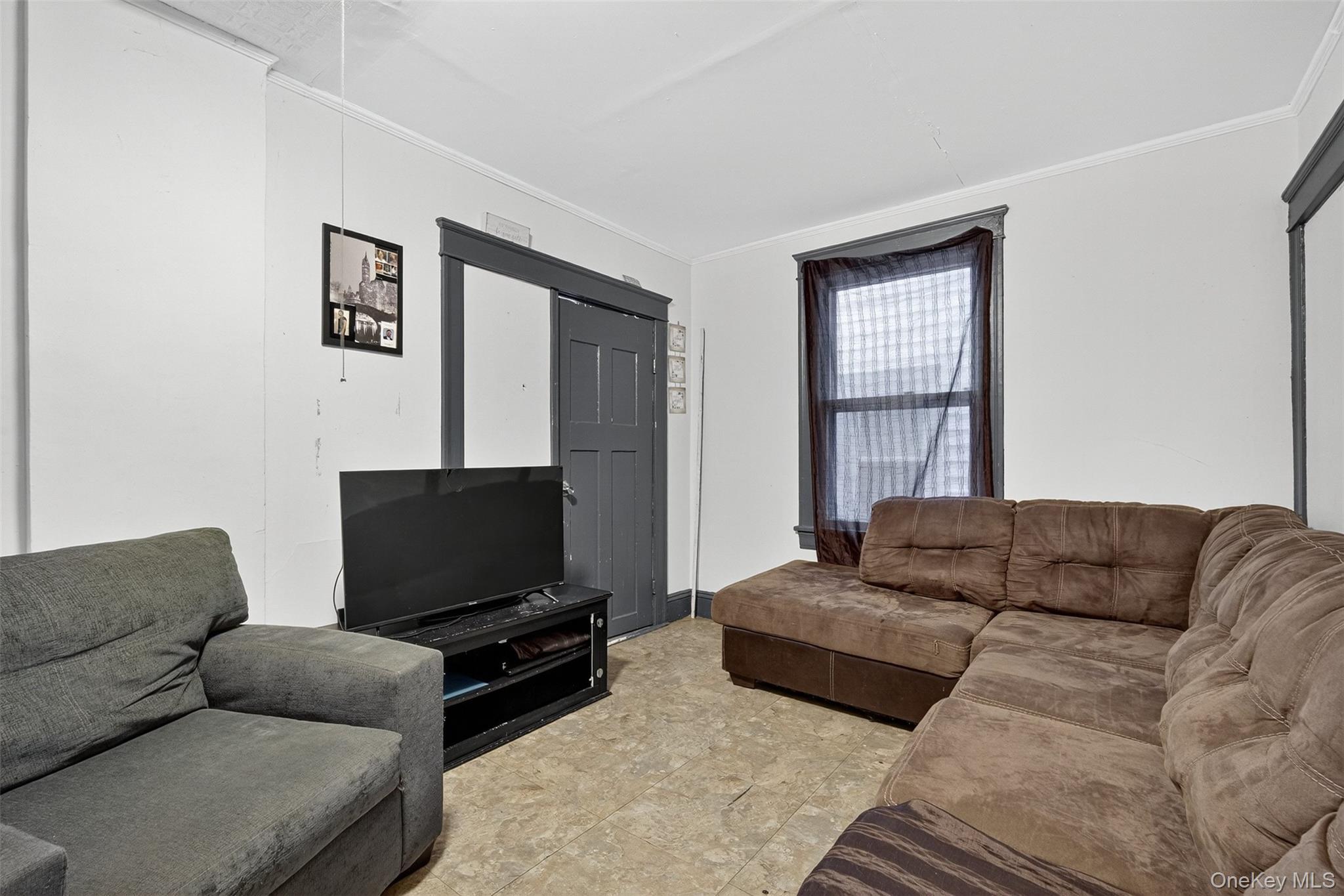 Single Family Downs Ulster County, NY 12401, MLS-929972-5