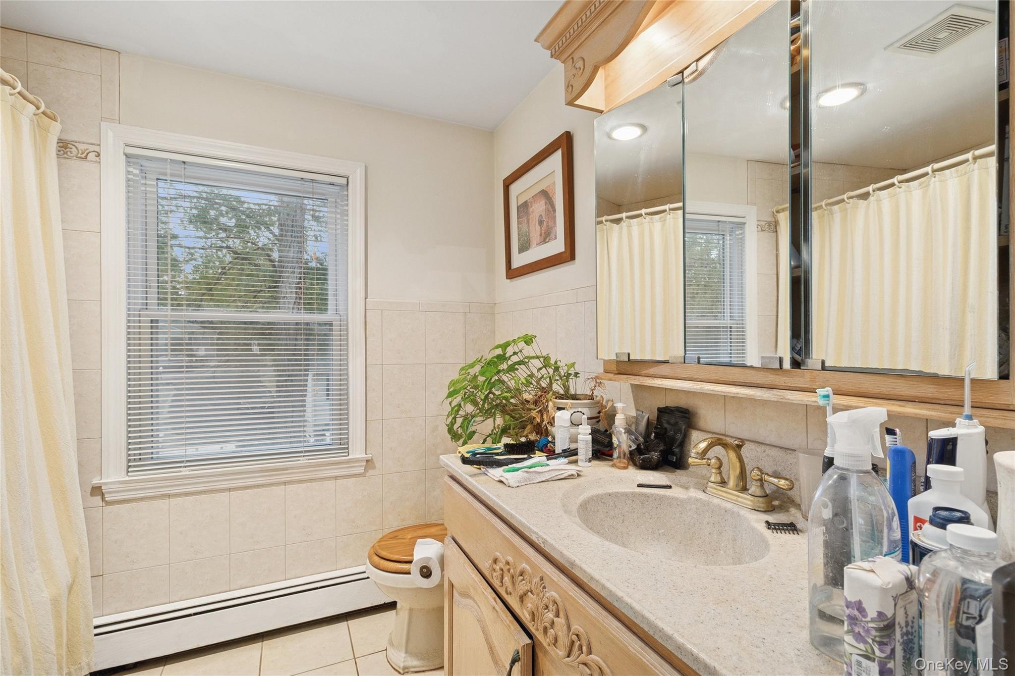 Single Family Hallock Landing Suffolk County, NY 11778, MLS-929973-16