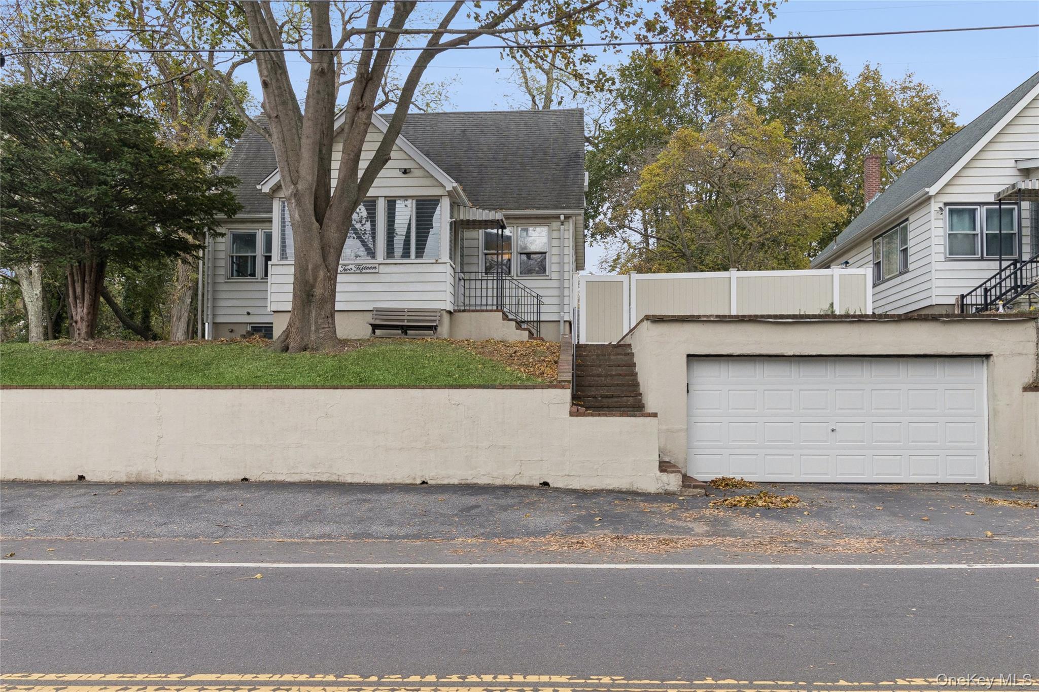 Single Family Hallock Landing Suffolk County, NY 11778, MLS-929973-29