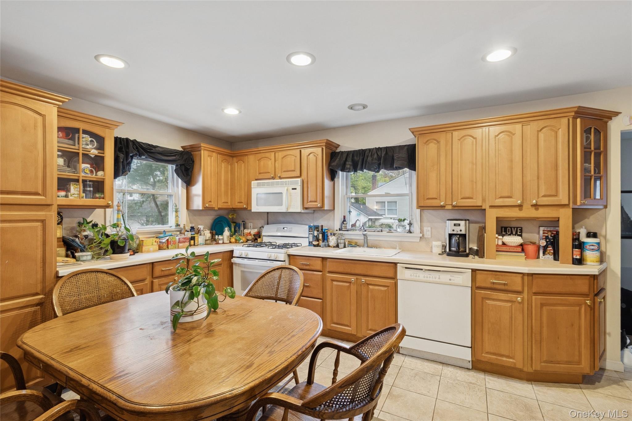 Single Family Hallock Landing Suffolk County, NY 11778, MLS-929973-3