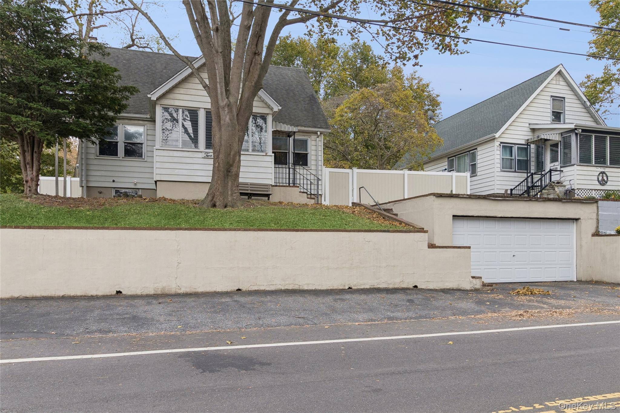 Single Family Hallock Landing Suffolk County, NY 11778, MLS-929973-30