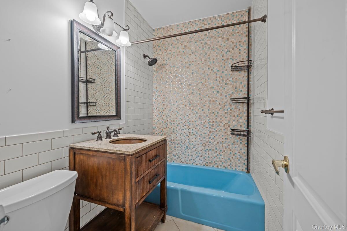 Coop Johnson  Bronx, NY 10463, MLS-929979-13