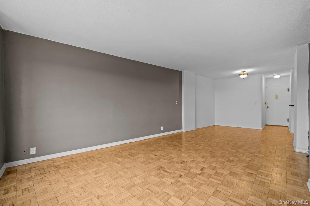 Coop Johnson  Bronx, NY 10463, MLS-929979-6