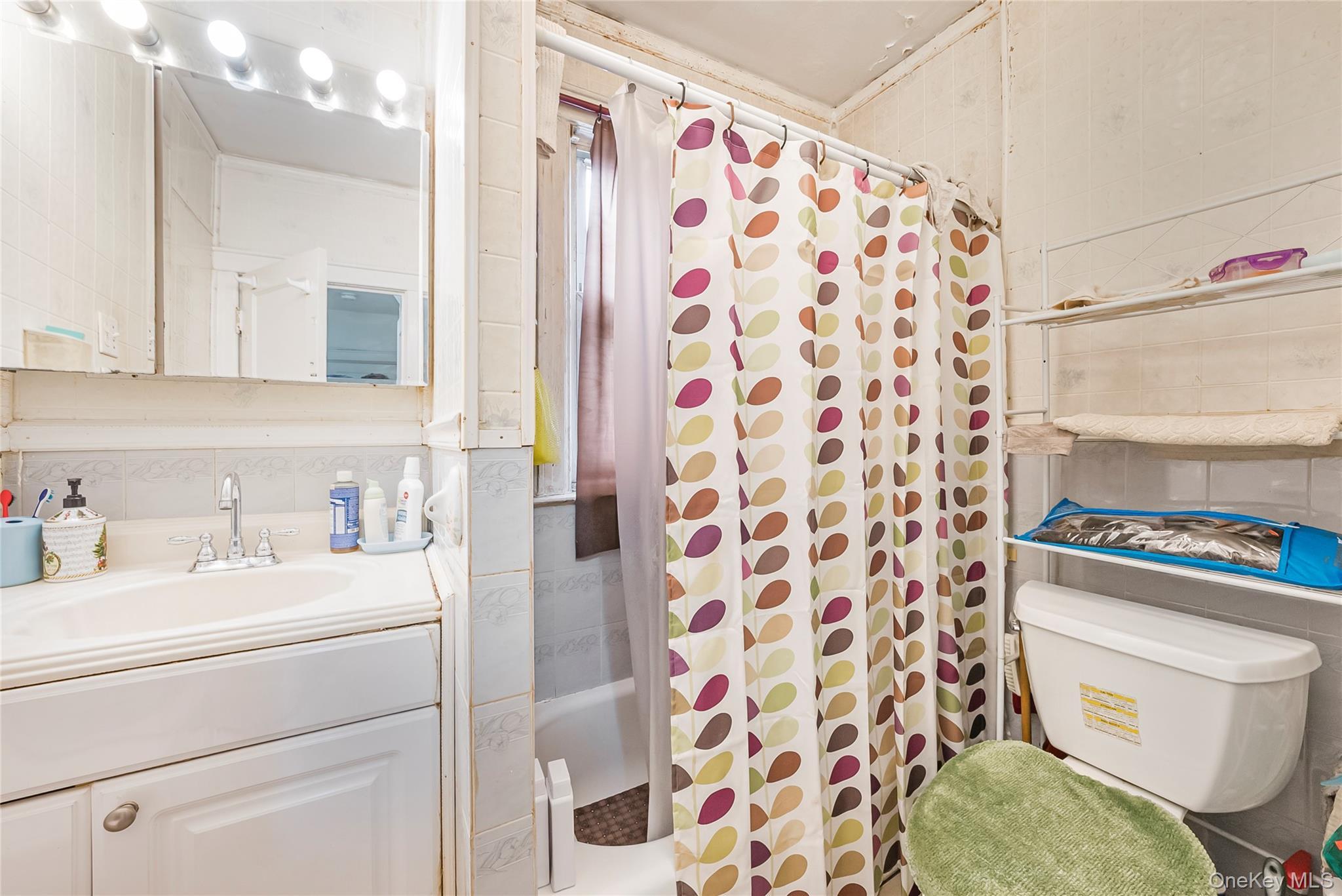 Single Family 221st  Queens, NY 11411, MLS-929982-10