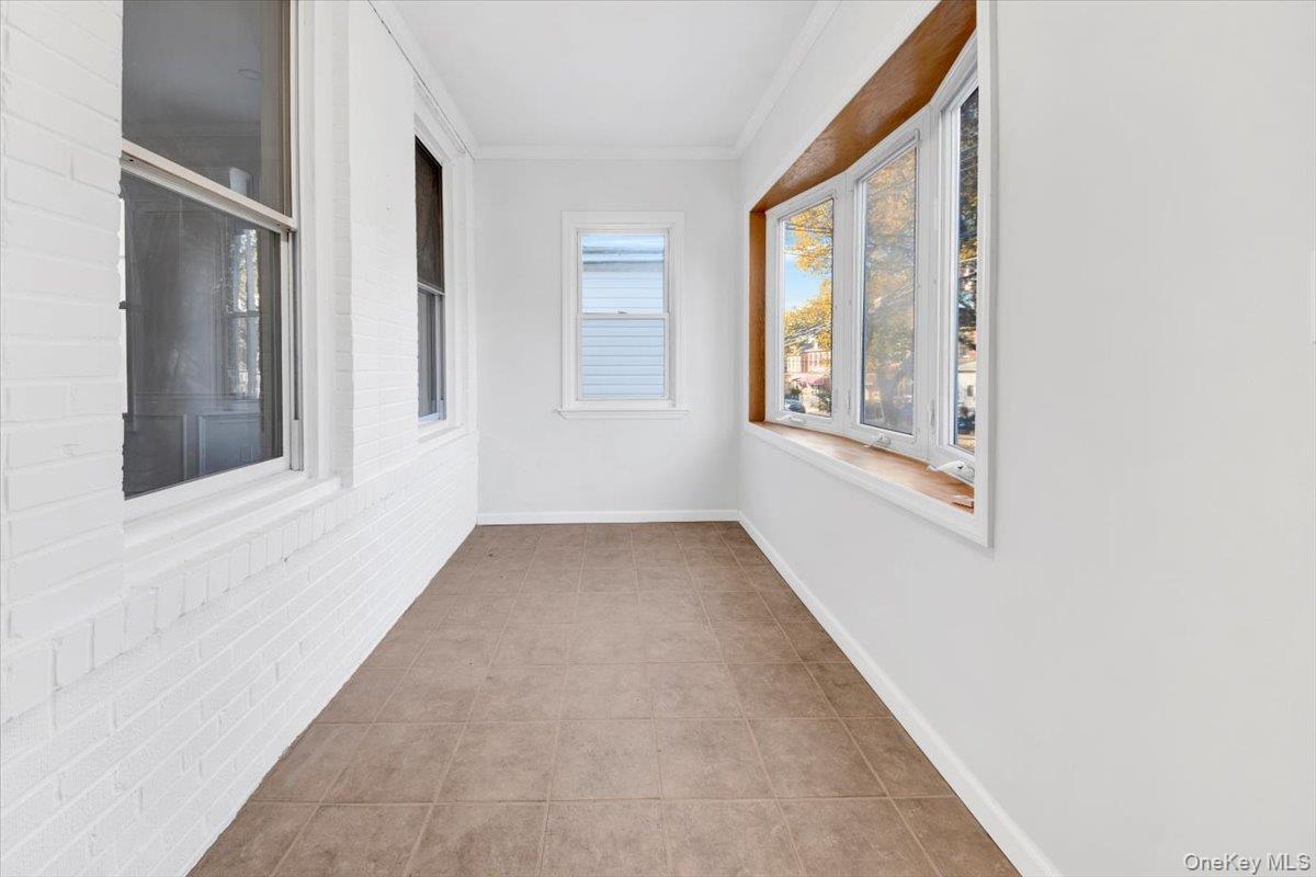 Single Family Fenton  Bronx, NY 10469, MLS-929995-20