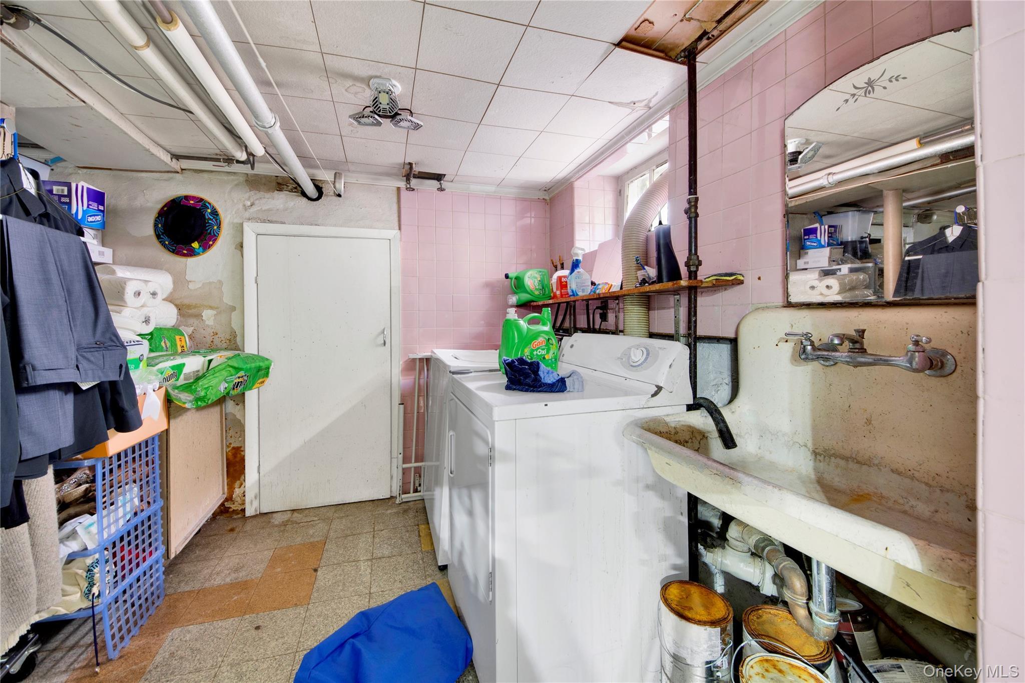 Single Family Park Westchester County, NY 10603, MLS-930005-18