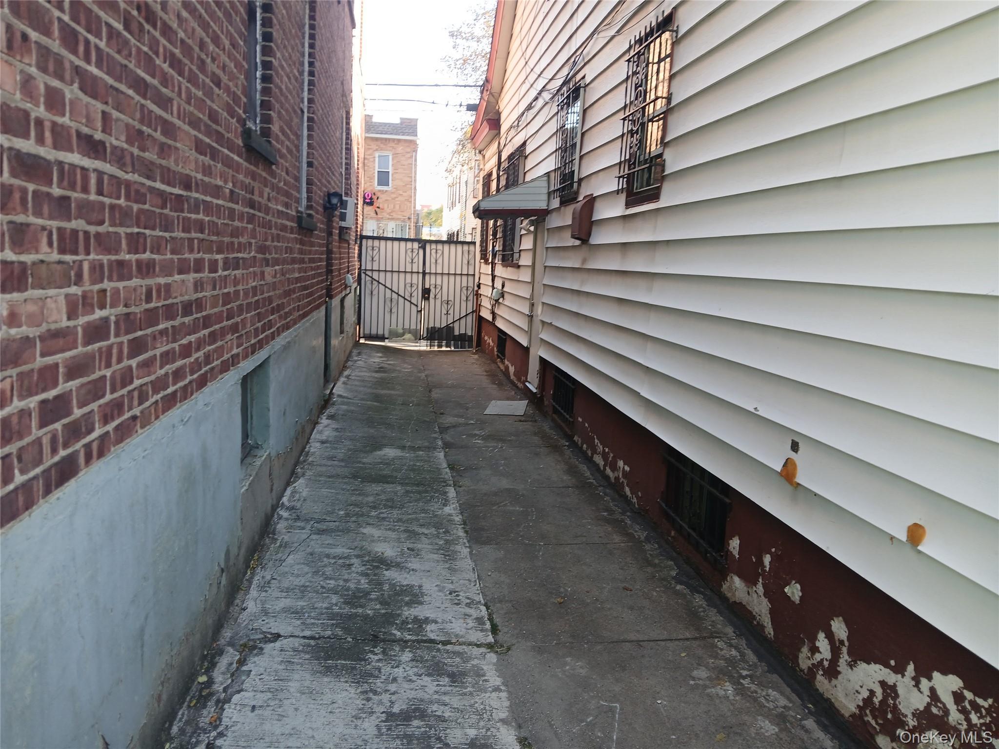 Single Family 42  Queens, NY 11373, MLS-930029-4