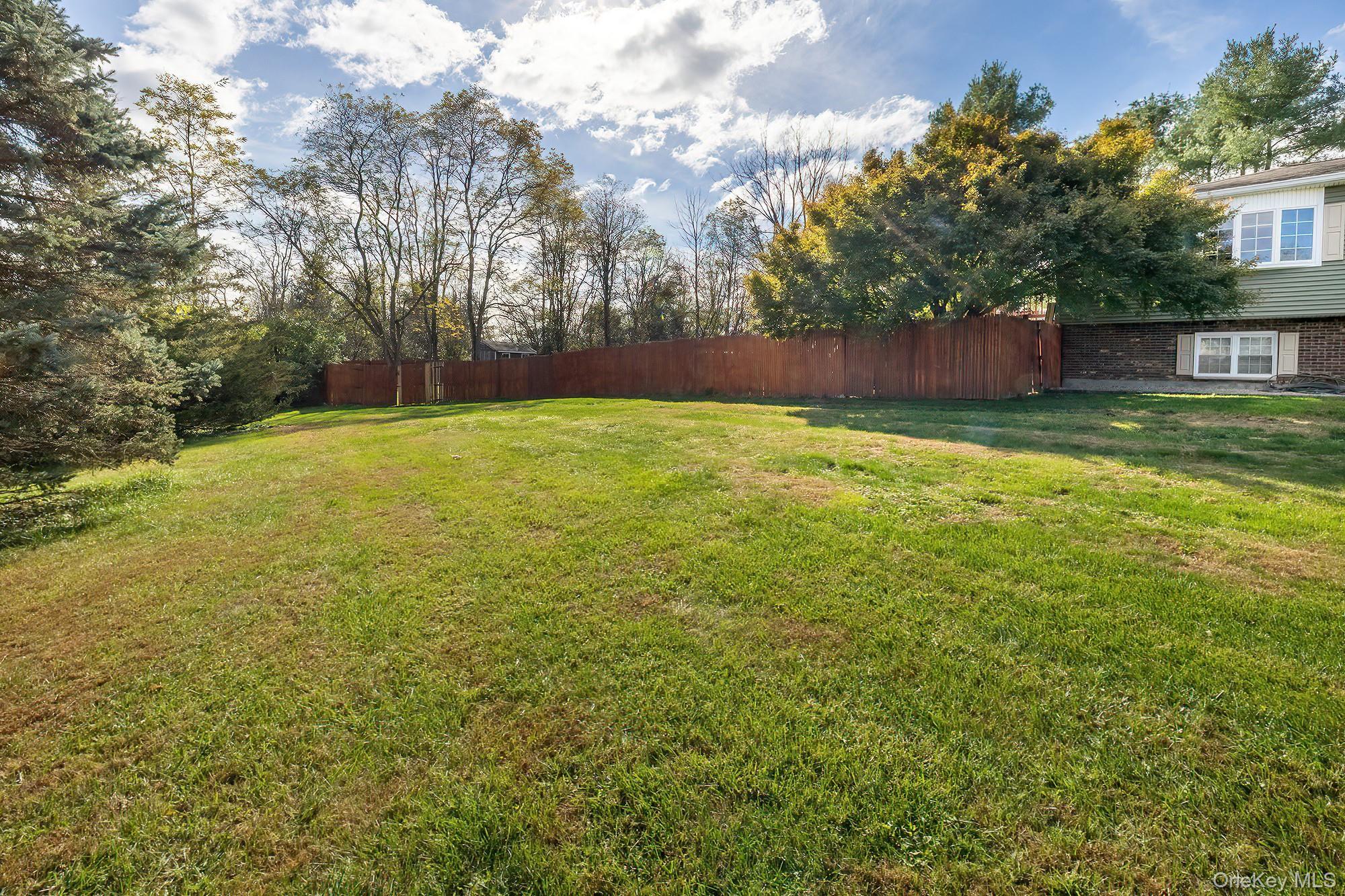 Single Family Four Winds  Dutchess County, NY 12603, MLS-930033-30