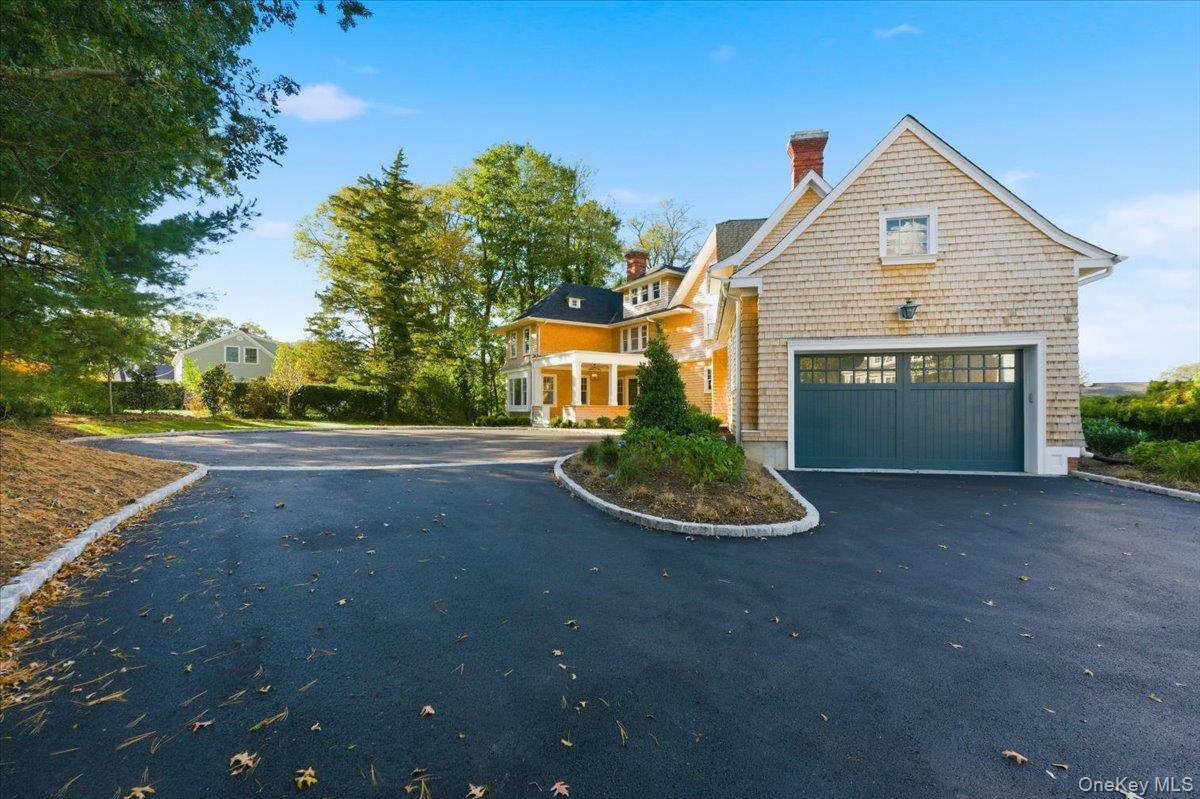 Single Family Soundview Suffolk County, NY 11743, MLS-930034-43