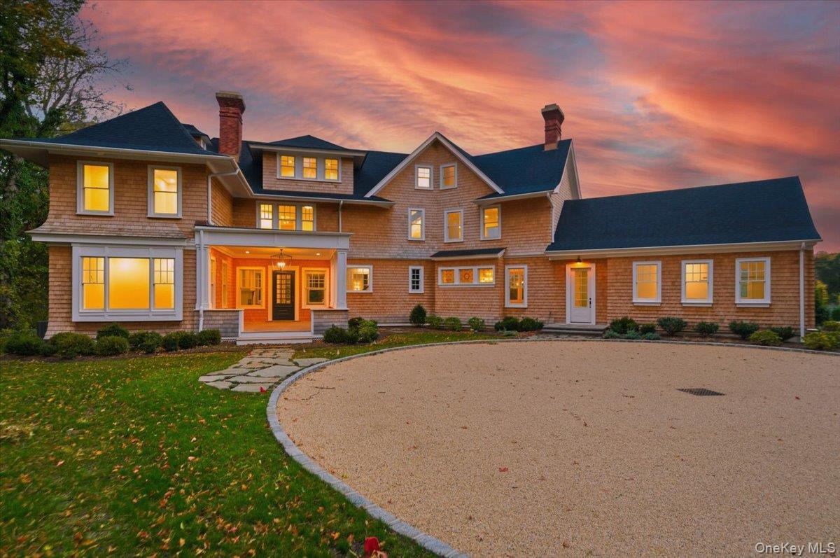 Single Family Soundview  Suffolk County, NY 11743, MLS-930034-50