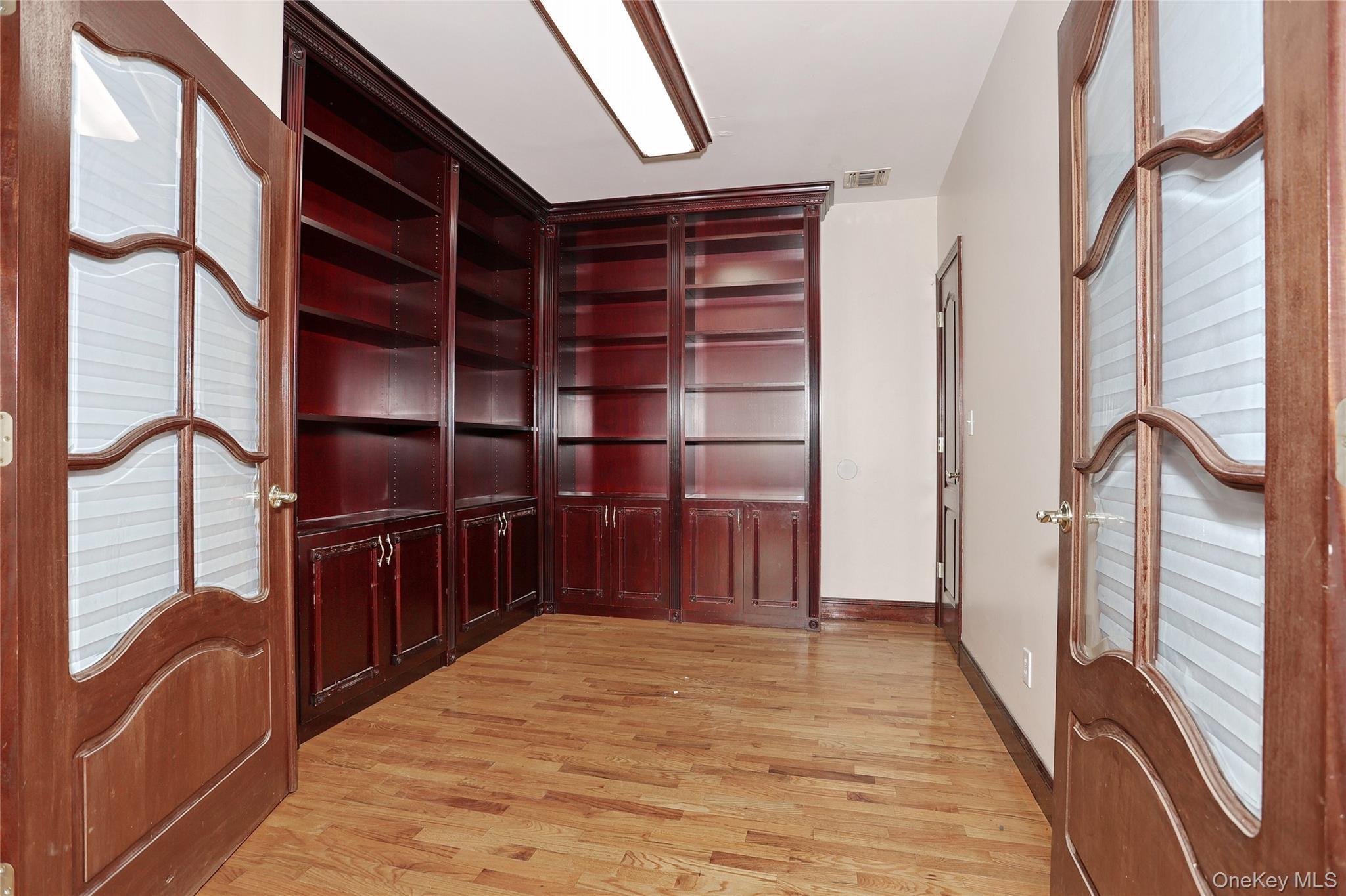 Condo Laura  Rockland County, NY 10977, MLS-930047-10