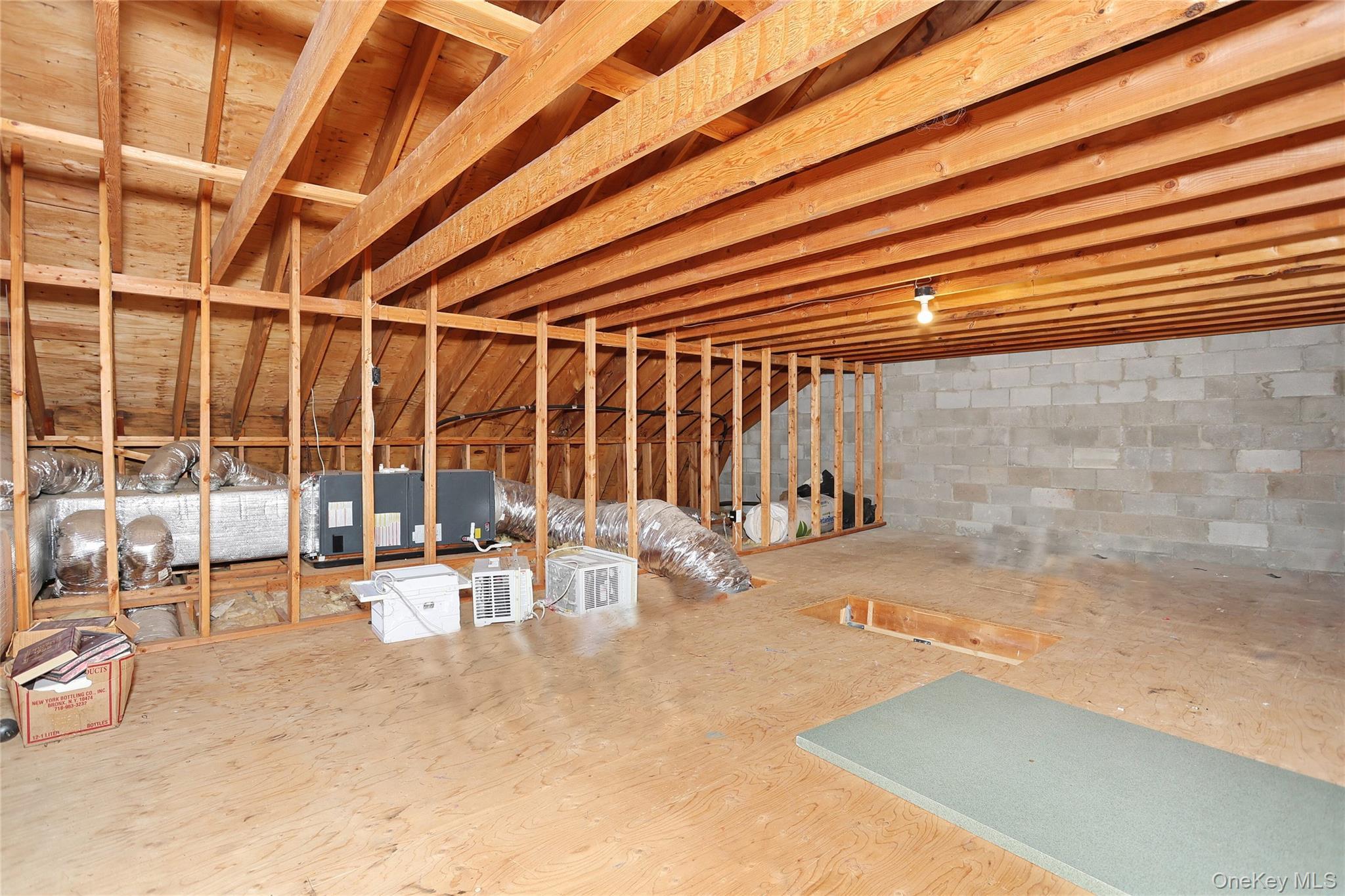 Condo Laura  Rockland County, NY 10977, MLS-930047-34