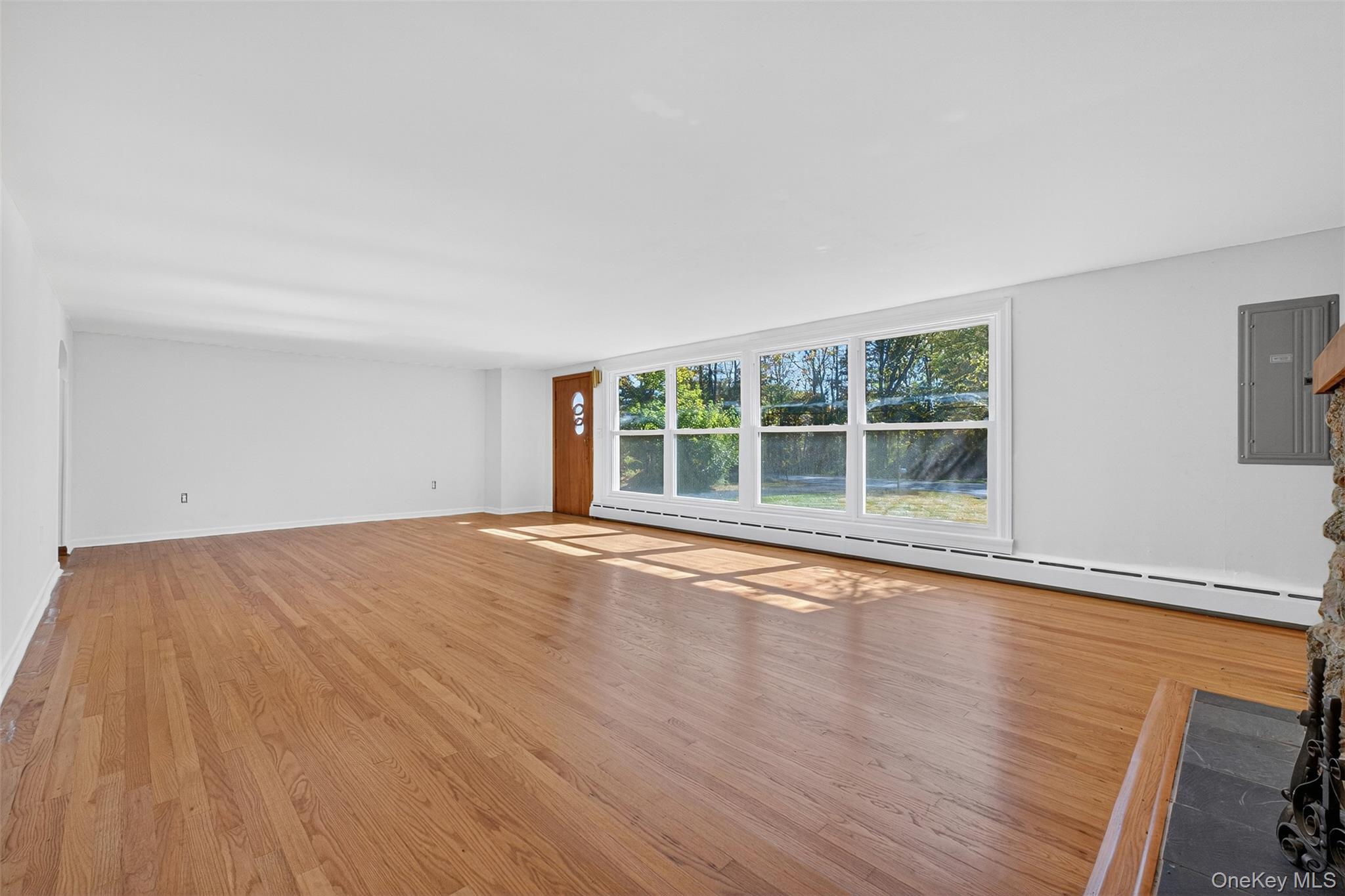 Single Family Gardnertown  Orange County, NY 12550, MLS-930073-8