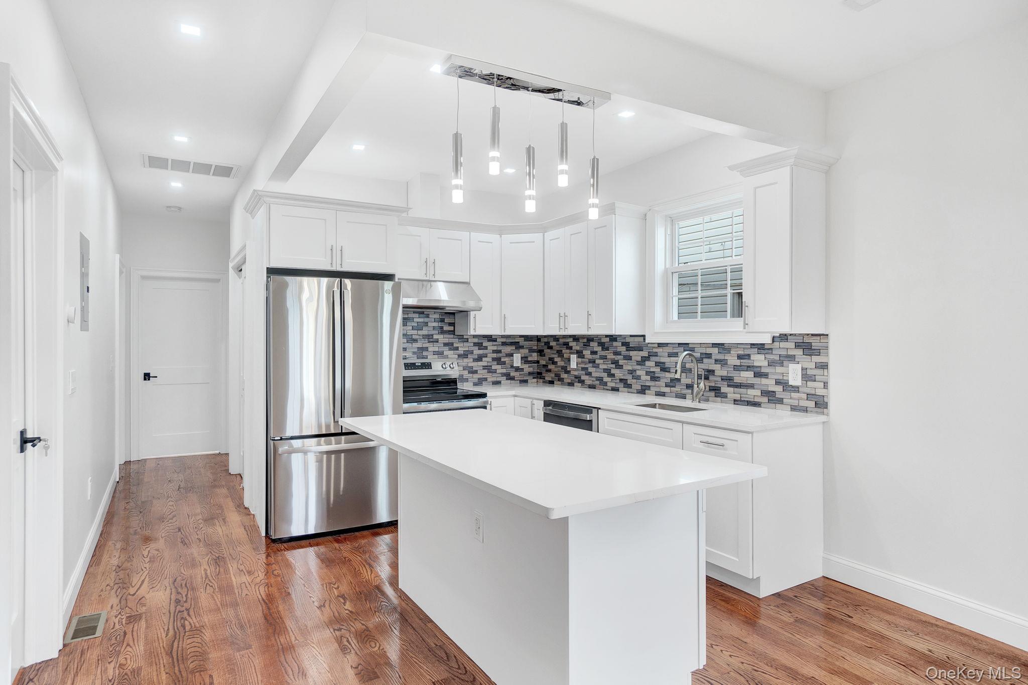 Single Family 177th Queens, NY 11434, MLS-930112-10