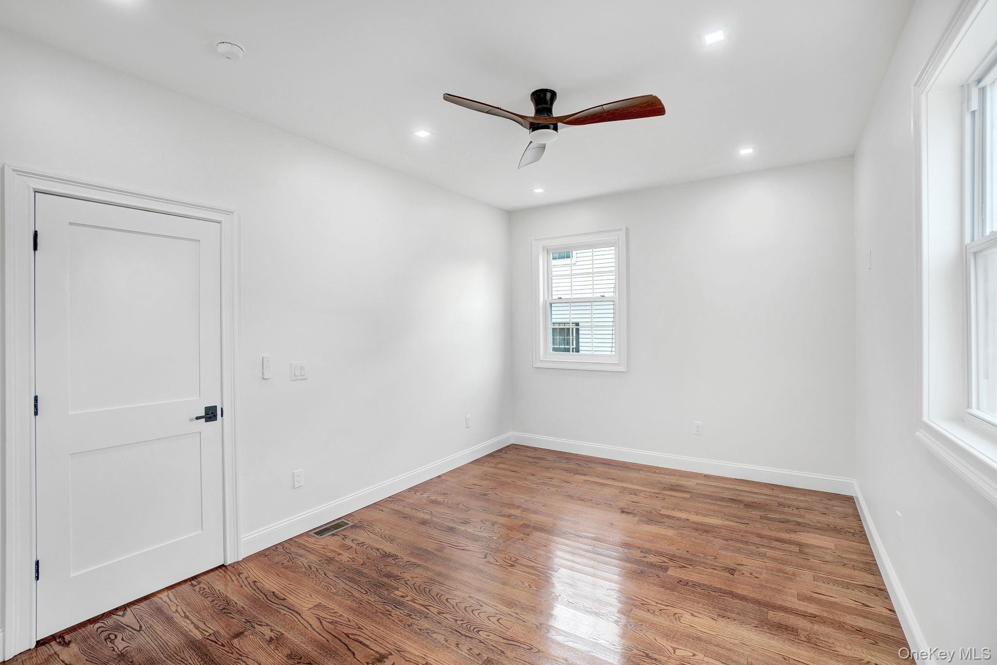 Single Family 177th Queens, NY 11434, MLS-930112-19