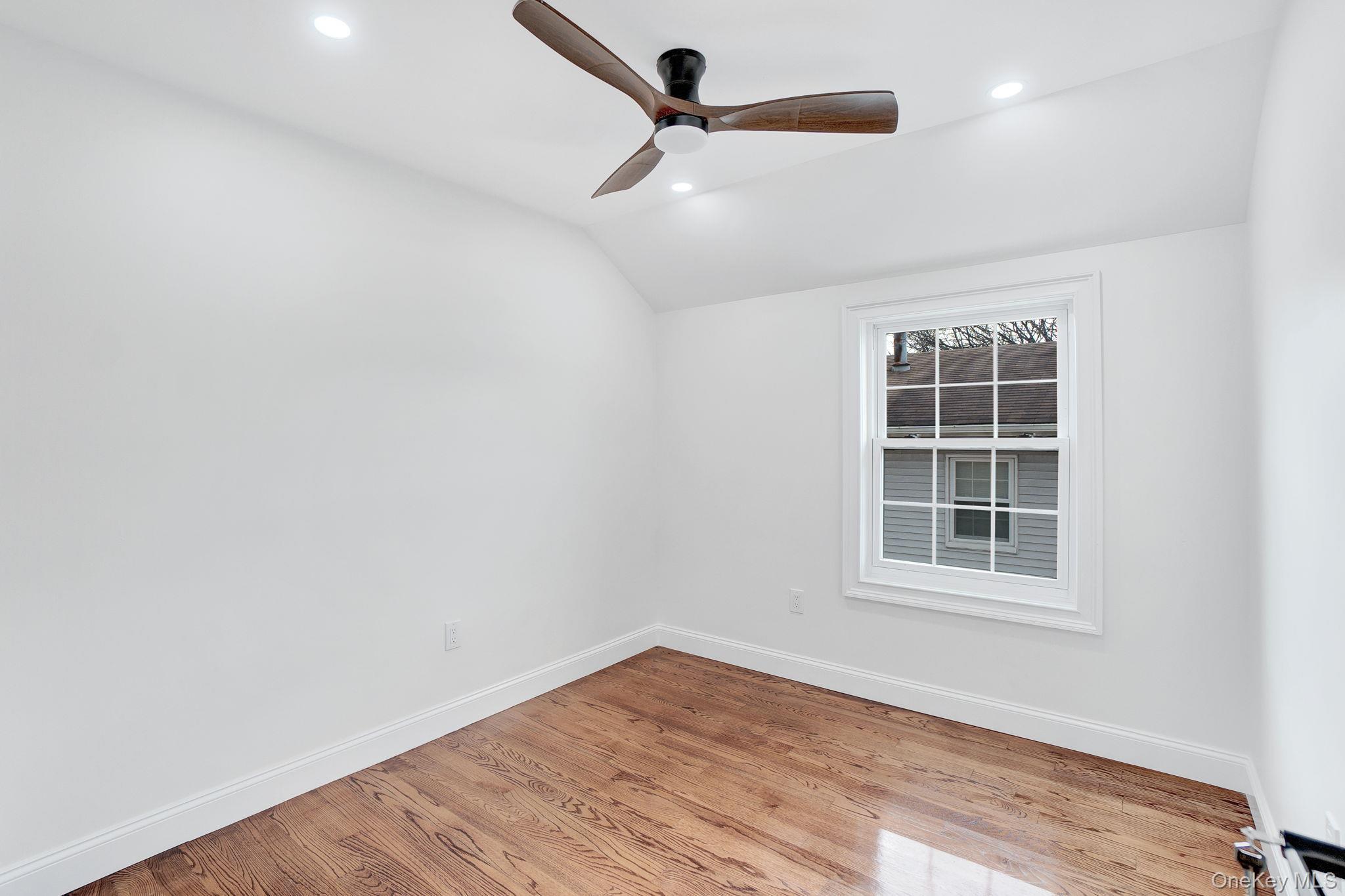 Single Family 177th Queens, NY 11434, MLS-930112-20