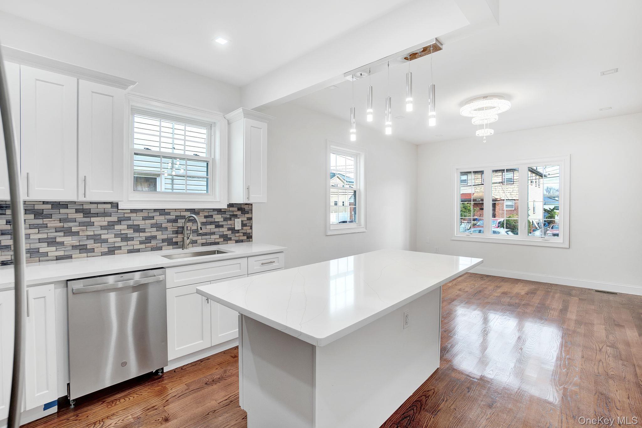 Single Family 177th Queens, NY 11434, MLS-930112-9