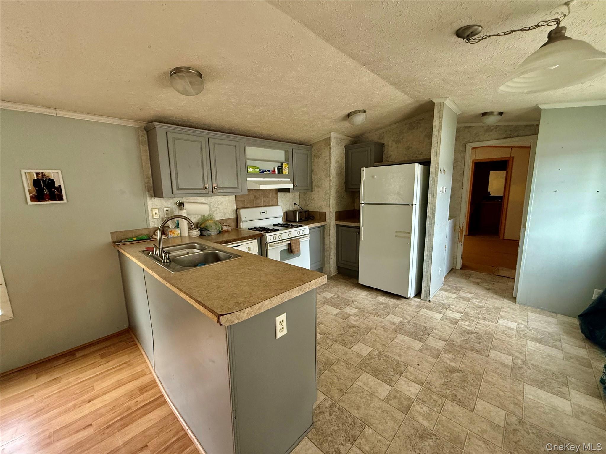 Single Family Gulliver  Orange County, NY 12586, MLS-930118-7