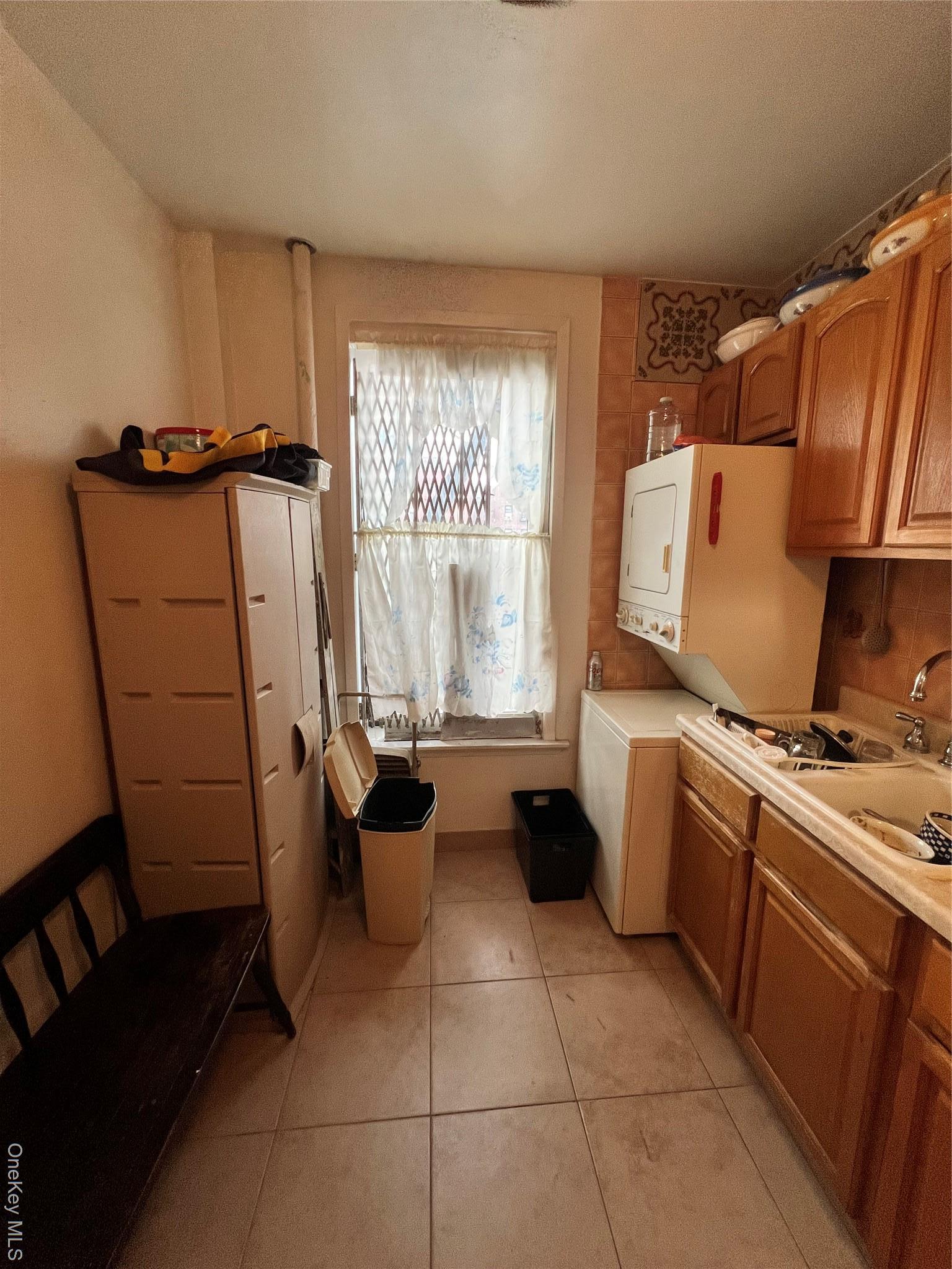 Coop Southern  Bronx, NY 10459, MLS-930134-2