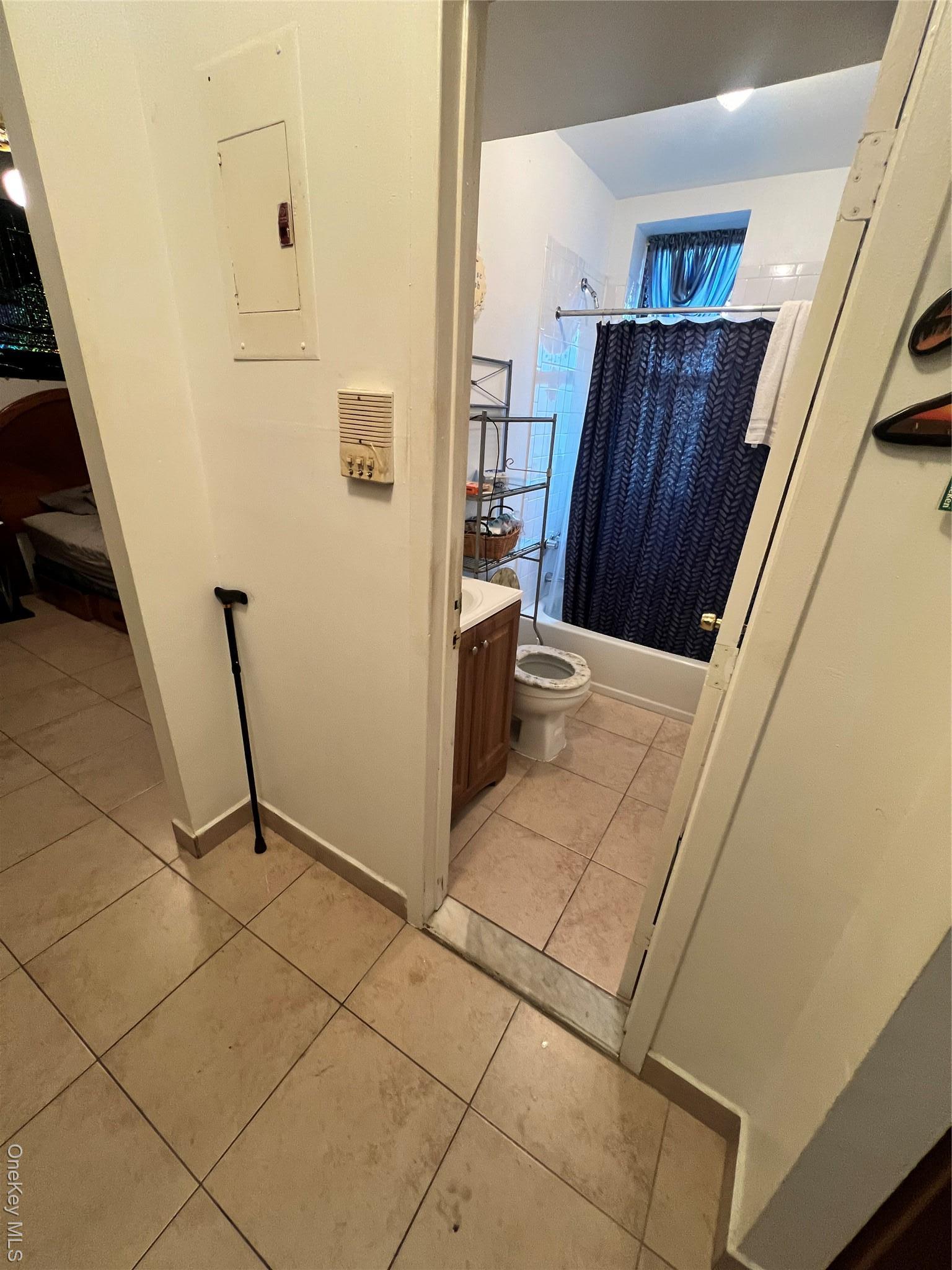 Coop Southern  Bronx, NY 10459, MLS-930134-8