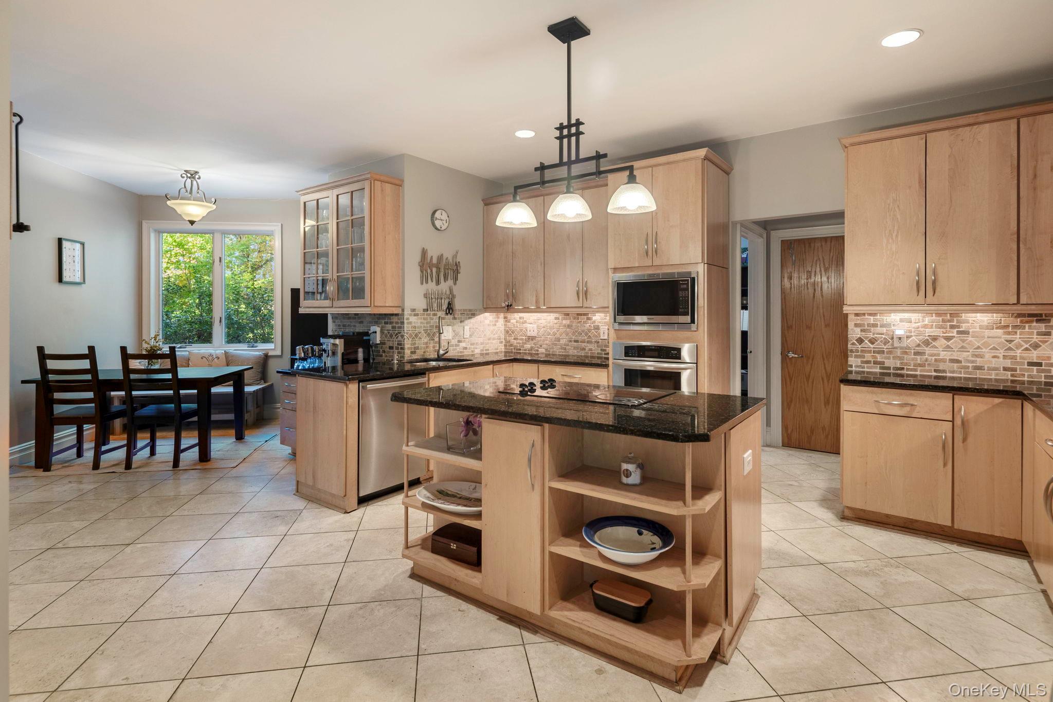 Single Family Kingdom Ridge Westchester County, NY 10506, MLS-930153-10