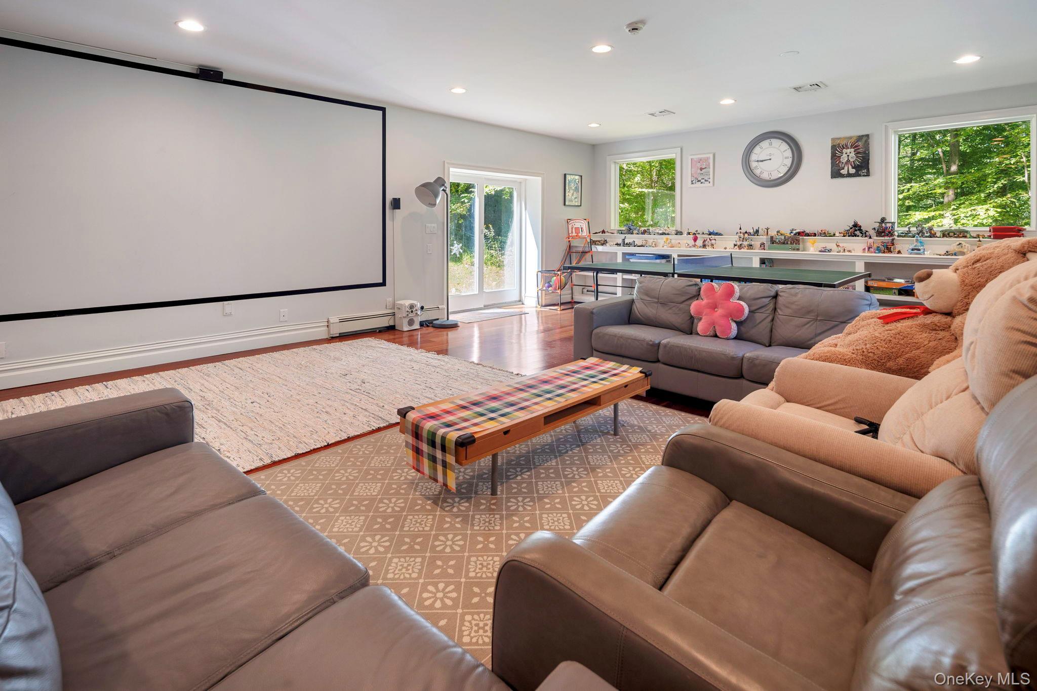 Single Family Kingdom Ridge Westchester County, NY 10506, MLS-930153-27