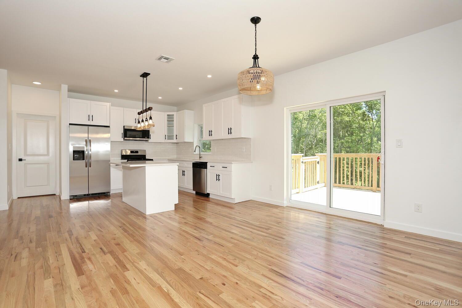 Single Family Rd  Ulster County, NY 12561, MLS-930160-17