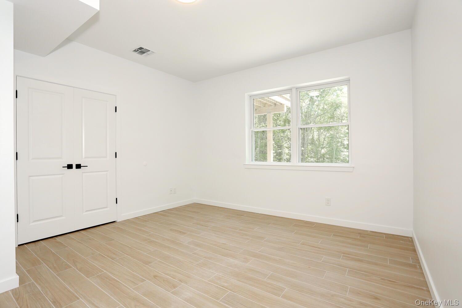 Single Family Rd  Ulster County, NY 12561, MLS-930160-38