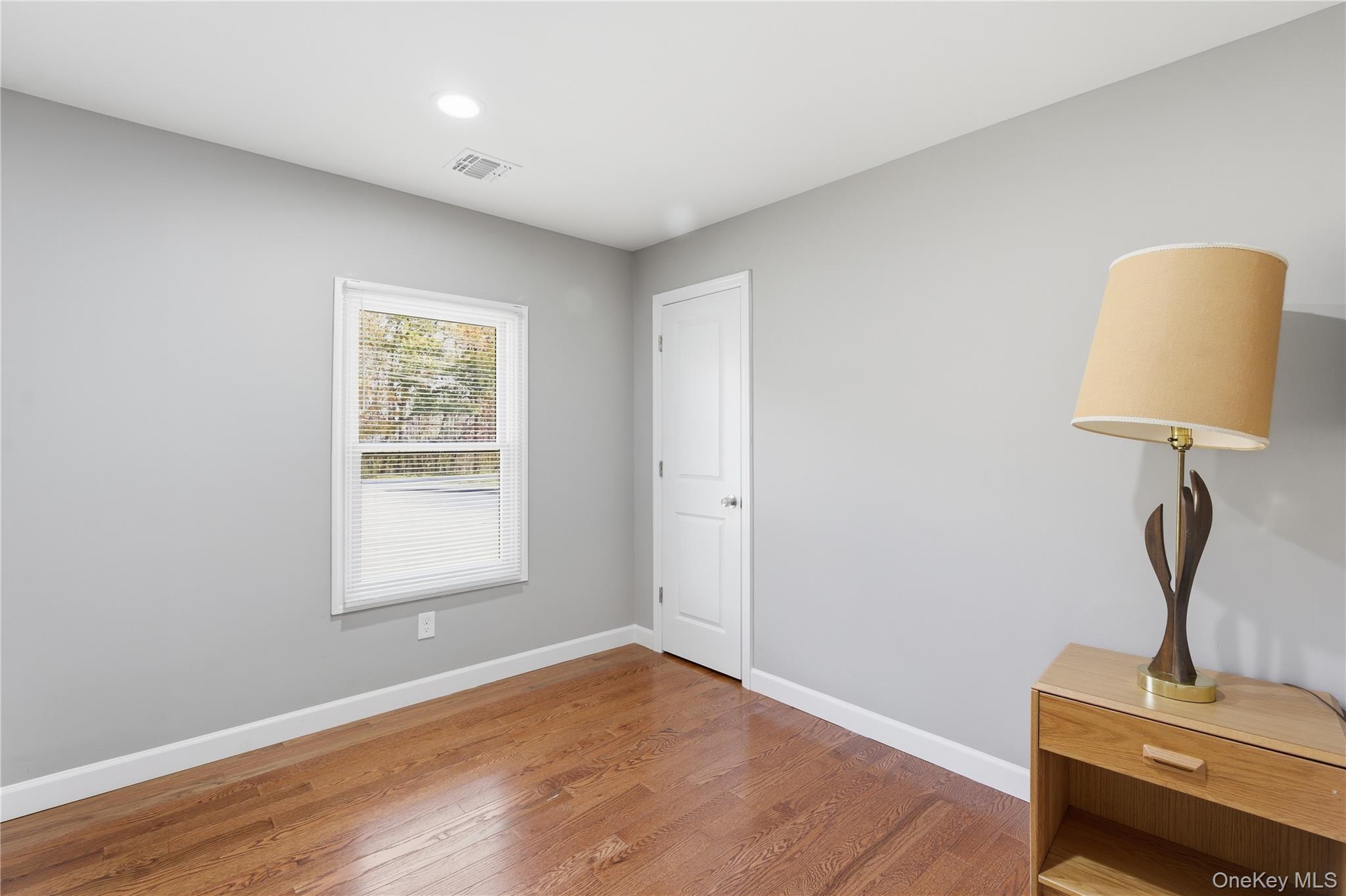 Single Family Connetquot  Suffolk County, NY 11722, MLS-930161-8