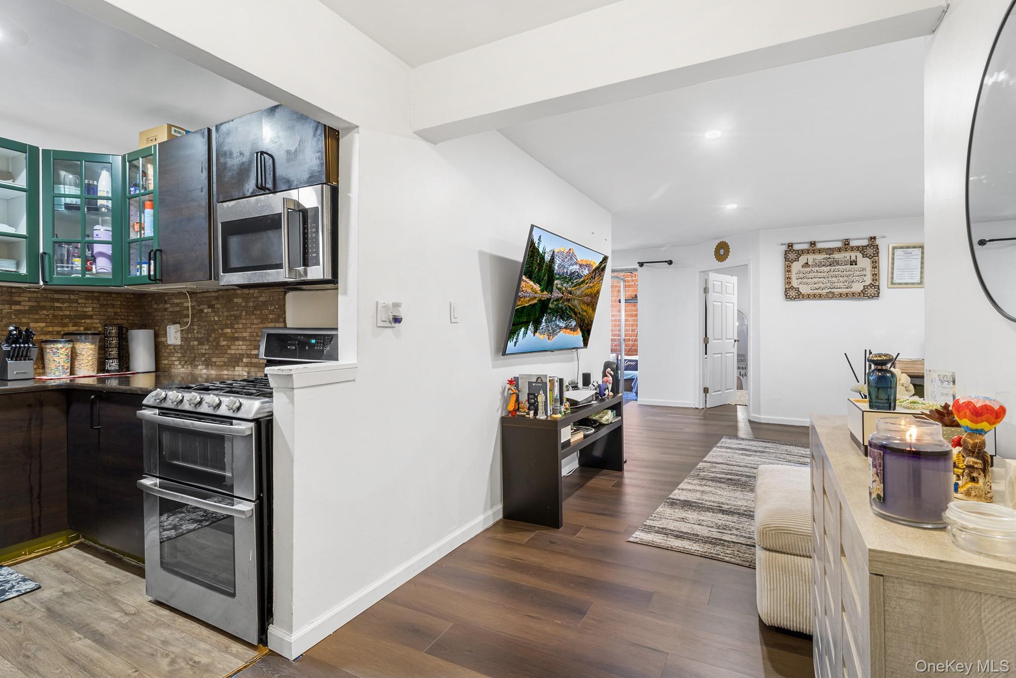 Coop Wendell Nassau County, NY 11550, MLS-930162-7