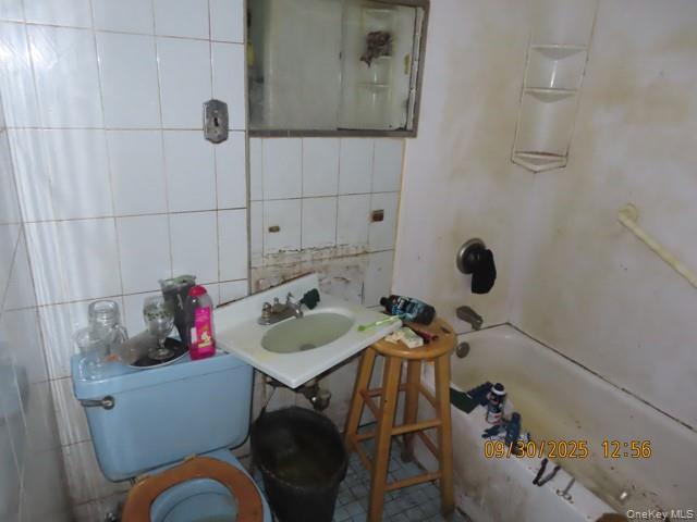 Single Family 42nd Queens, NY 11103, MLS-930184-4