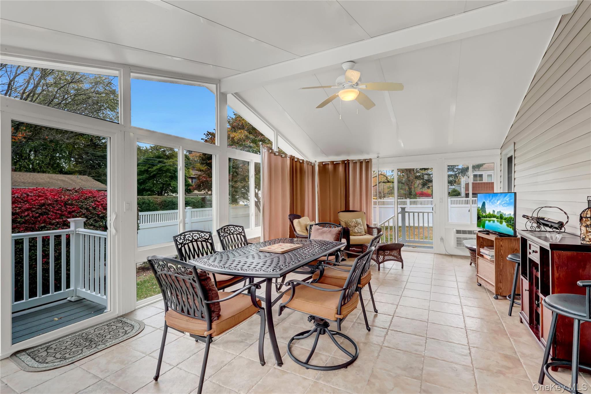 Single Family Mallard Suffolk County, NY 11784, MLS-930193-16