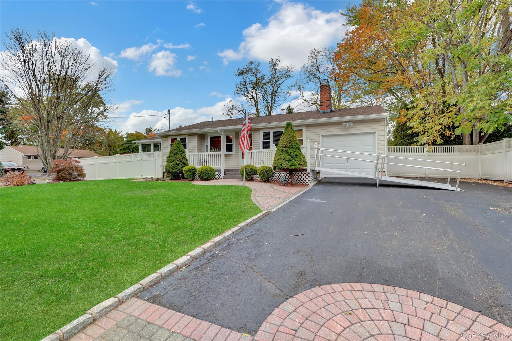 Single Family Mallard Suffolk County, NY 11784, MLS-930193-2