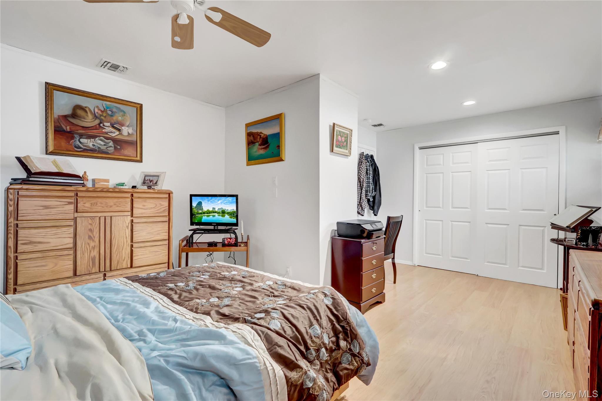 Single Family Mallard Suffolk County, NY 11784, MLS-930193-22