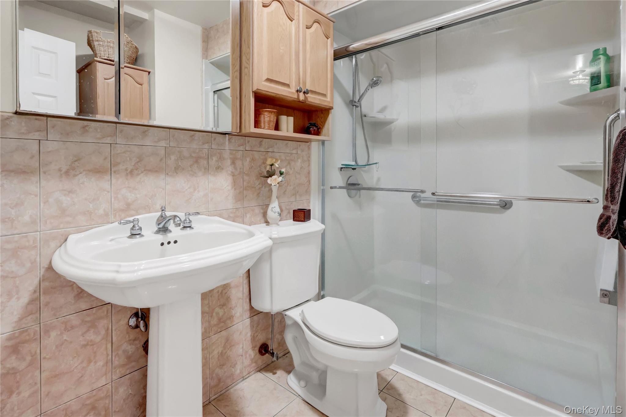 Single Family Mallard Suffolk County, NY 11784, MLS-930193-24