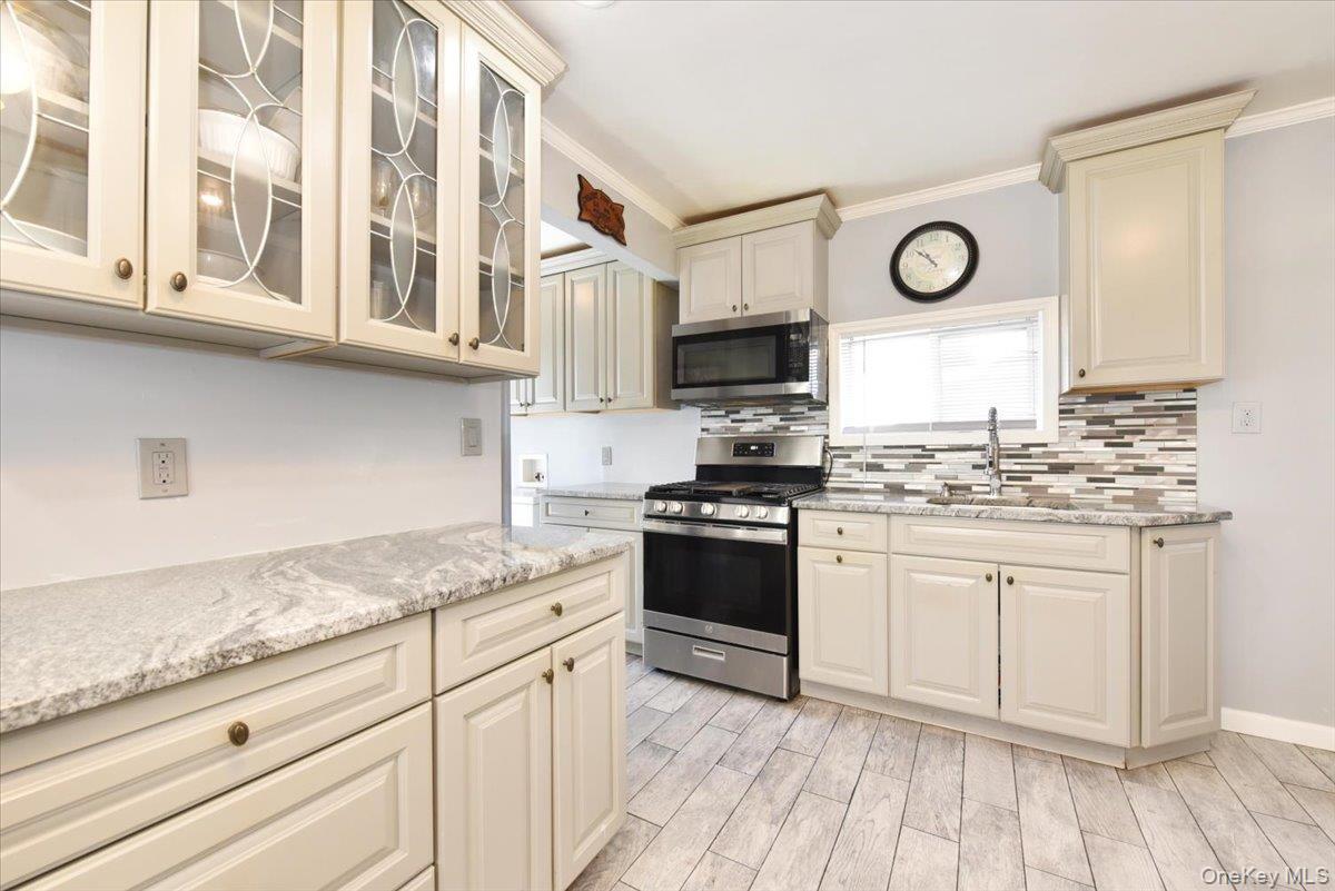 Single Family 194th Queens, NY 11412, MLS-930209-10