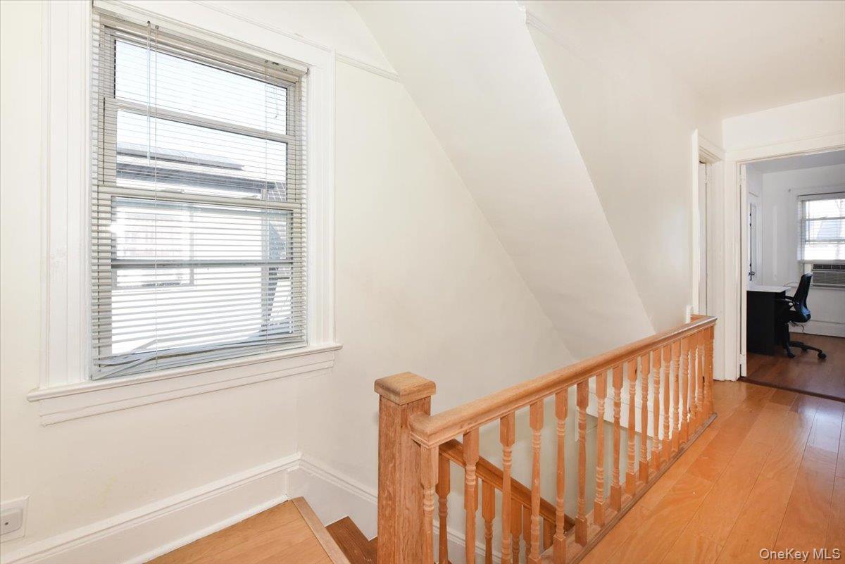 Single Family 194th Queens, NY 11412, MLS-930209-12