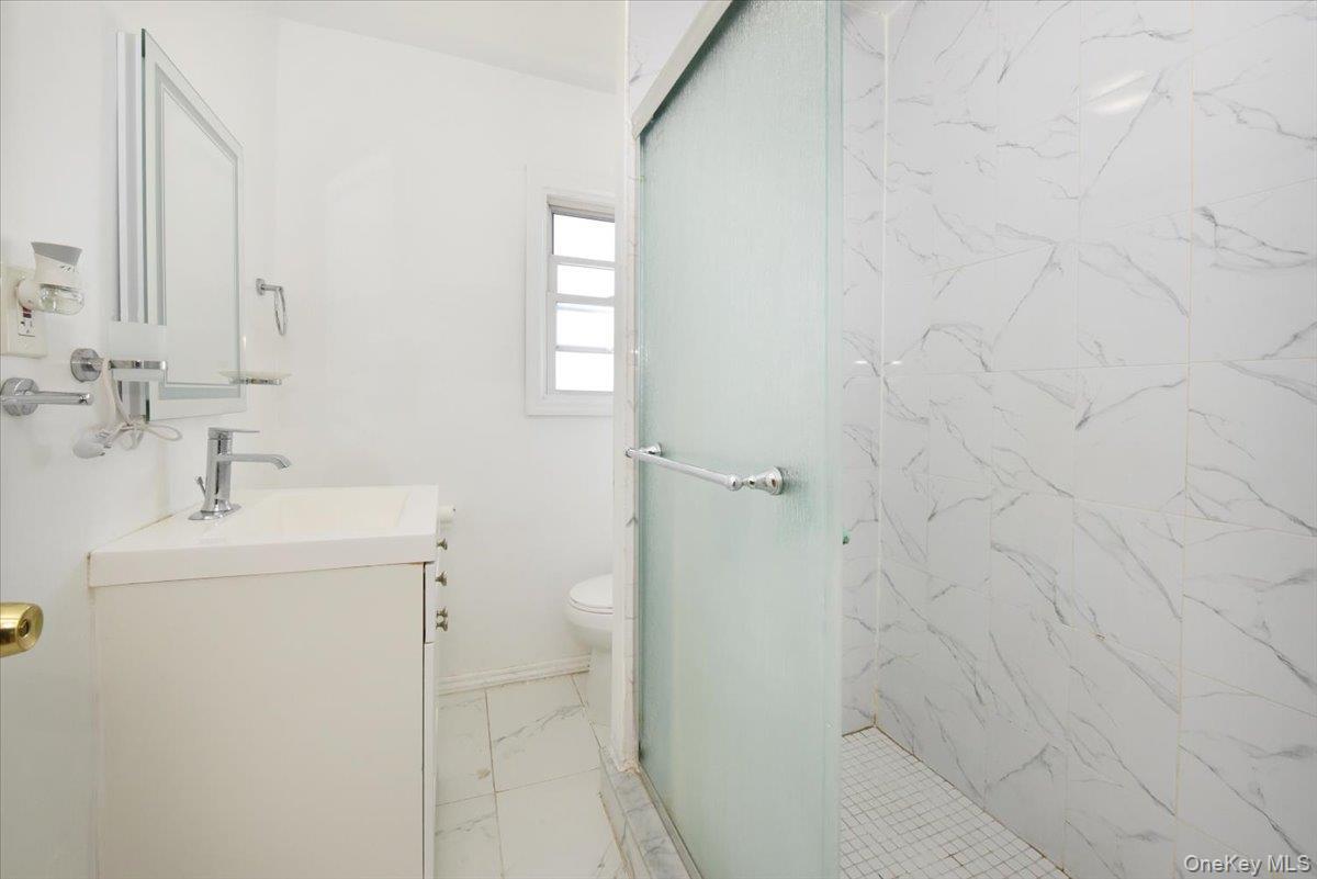 Single Family 194th Queens, NY 11412, MLS-930209-17