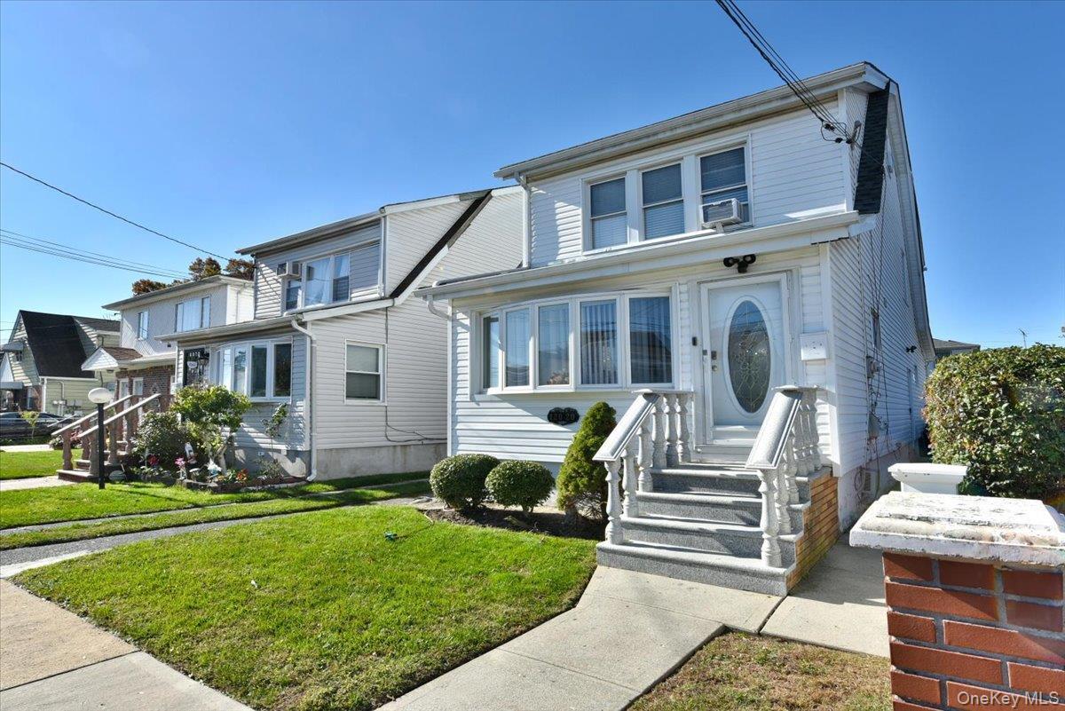 Single Family 194th  Queens, NY 11412, MLS-930209-29