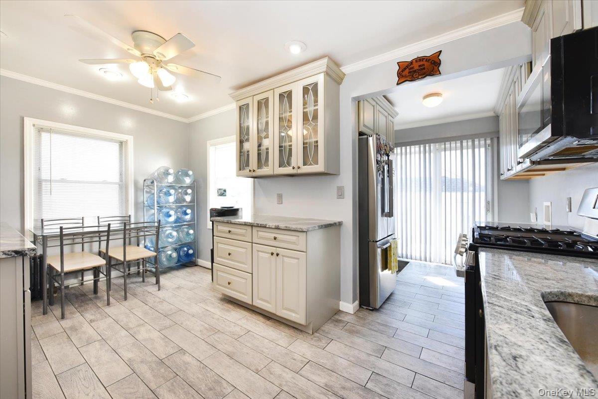 Single Family 194th Queens, NY 11412, MLS-930209-7