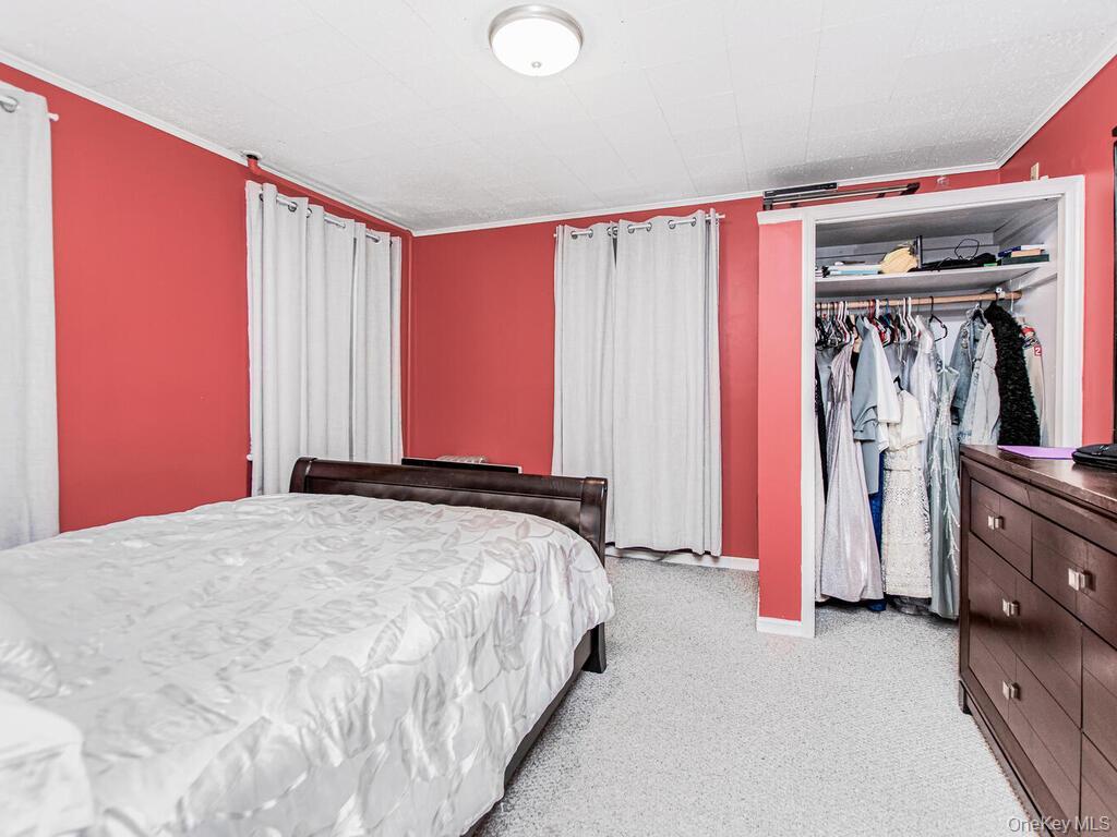 Single Family Carpenter Bronx, NY 10470, MLS-930216-11