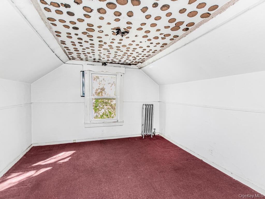 Single Family Carpenter Bronx, NY 10470, MLS-930216-14