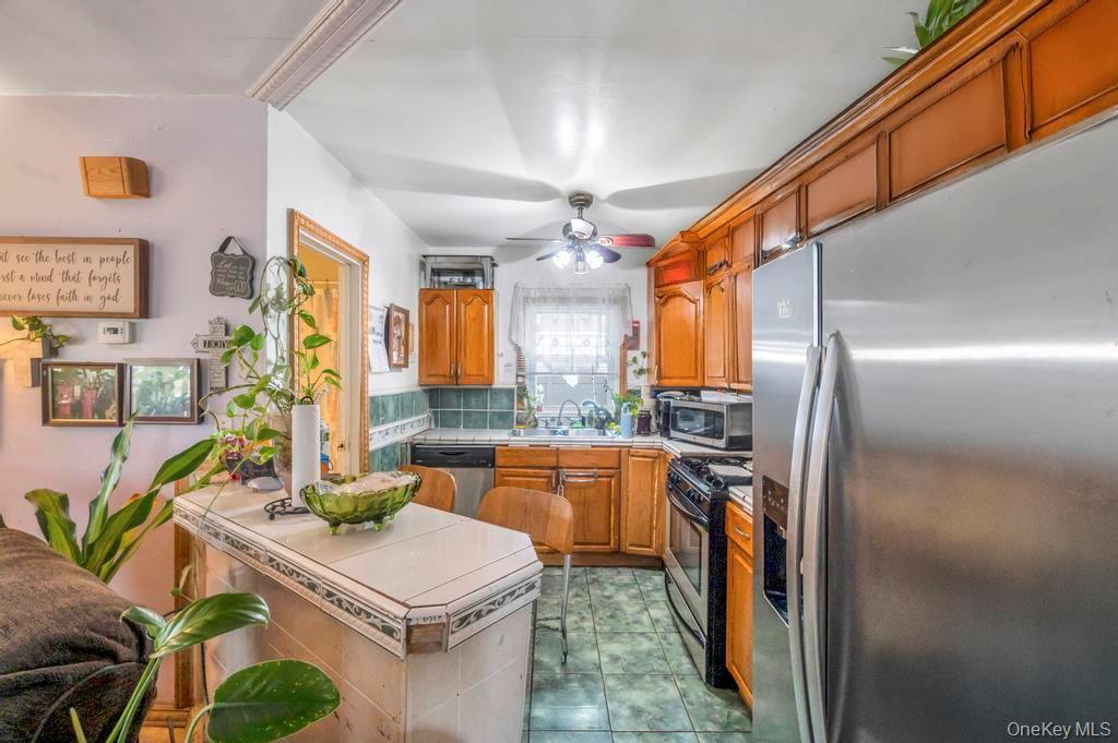 Single Family Commack  Suffolk County, NY 11729, MLS-930217-13