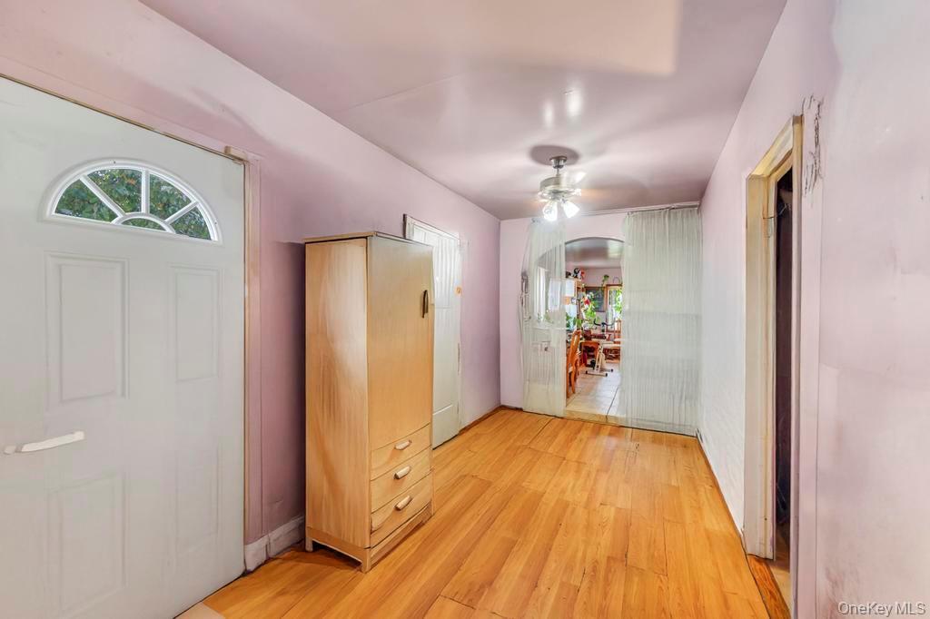 Single Family Commack  Suffolk County, NY 11729, MLS-930217-17