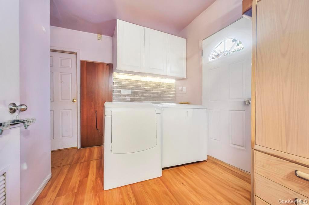 Single Family Commack  Suffolk County, NY 11729, MLS-930217-18