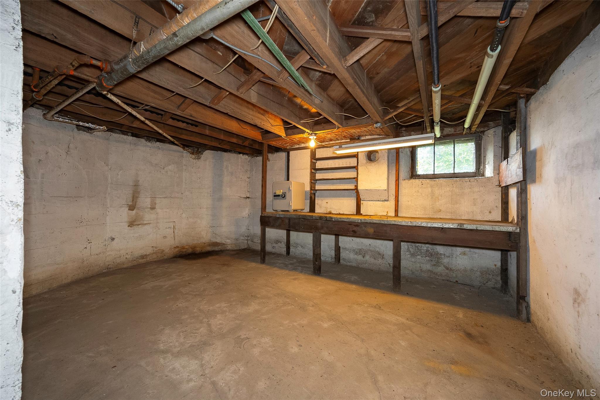 Single Family Spring Dutchess County, NY 12512, MLS-930239-30