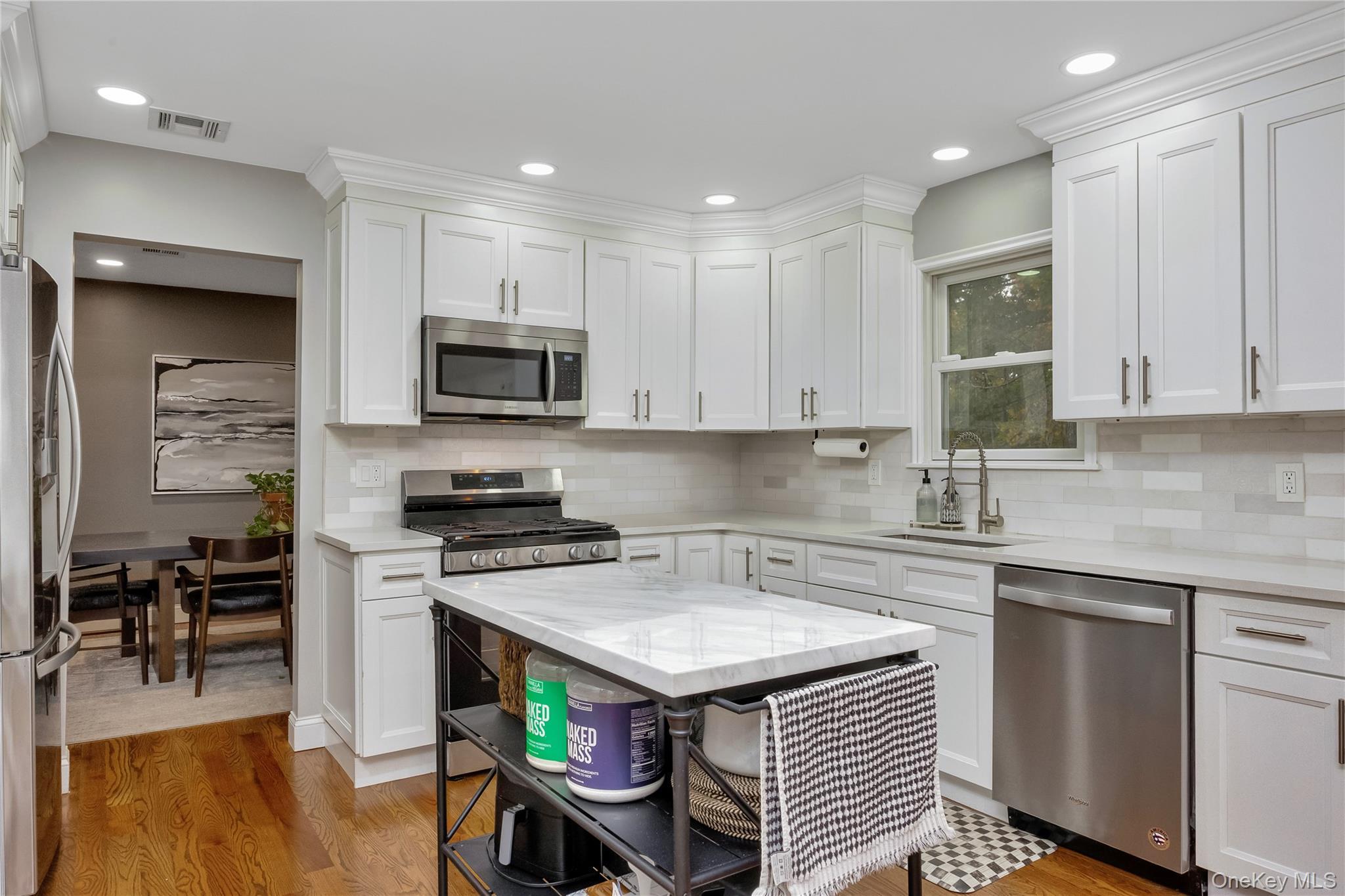 Single Family Park Nassau County, NY 11793, MLS-930241-7