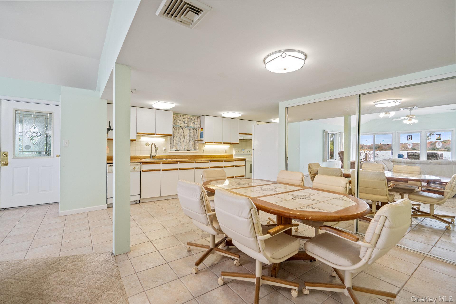 Single Family Overlook Suffolk County, NY 11950, MLS-930251-12