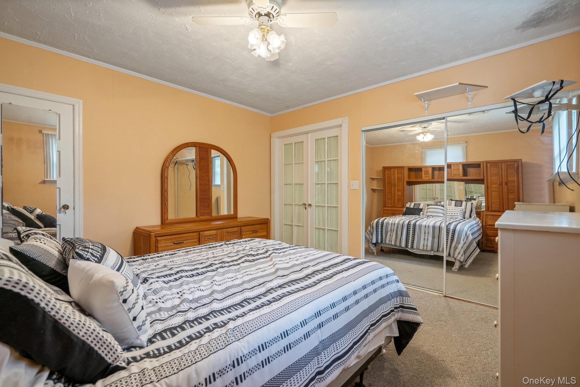 Single Family Overlook Suffolk County, NY 11950, MLS-930251-16