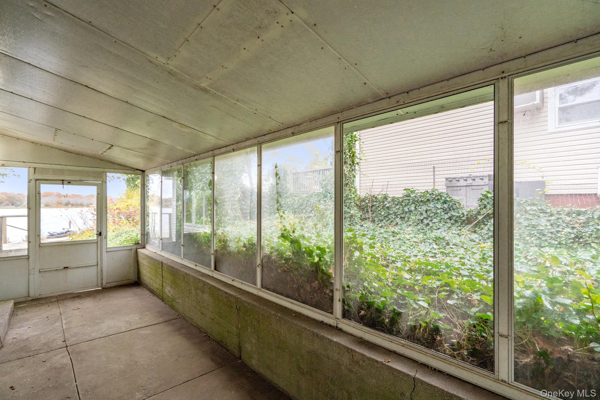 Single Family Overlook Suffolk County, NY 11950, MLS-930251-20